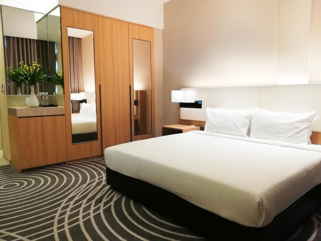 Upper View Regalia Hotel Kuala Lumpur Exteriör bild