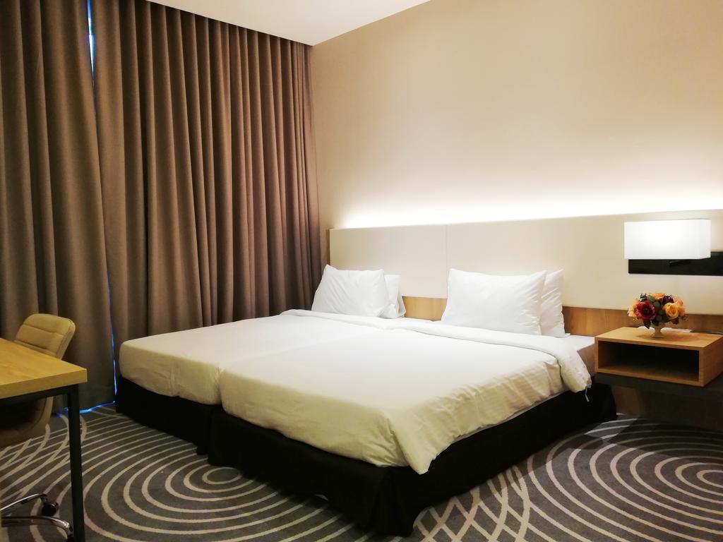 Upper View Regalia Hotel Kuala Lumpur Exteriör bild