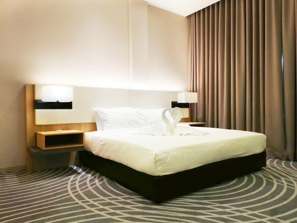 Upper View Regalia Hotel Kuala Lumpur Exteriör bild